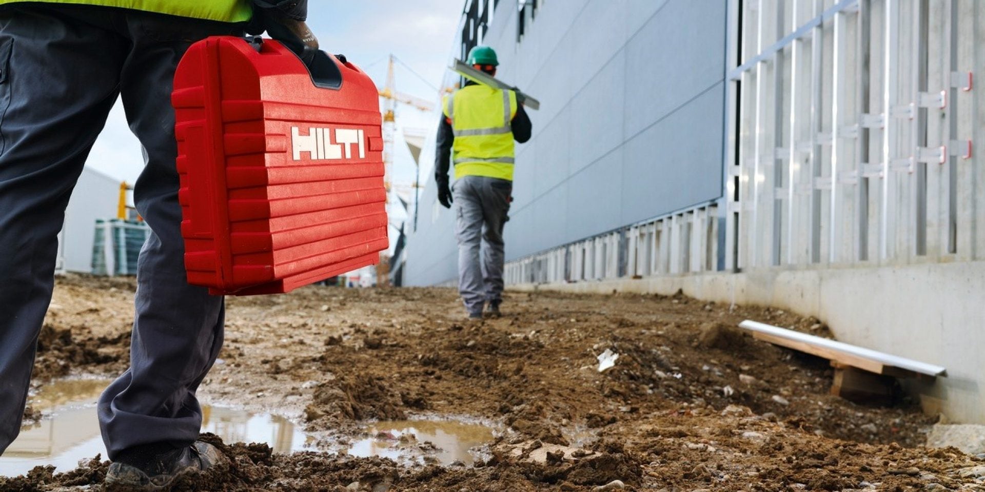 SOLUTION FOR VENTILATED FAÇADE