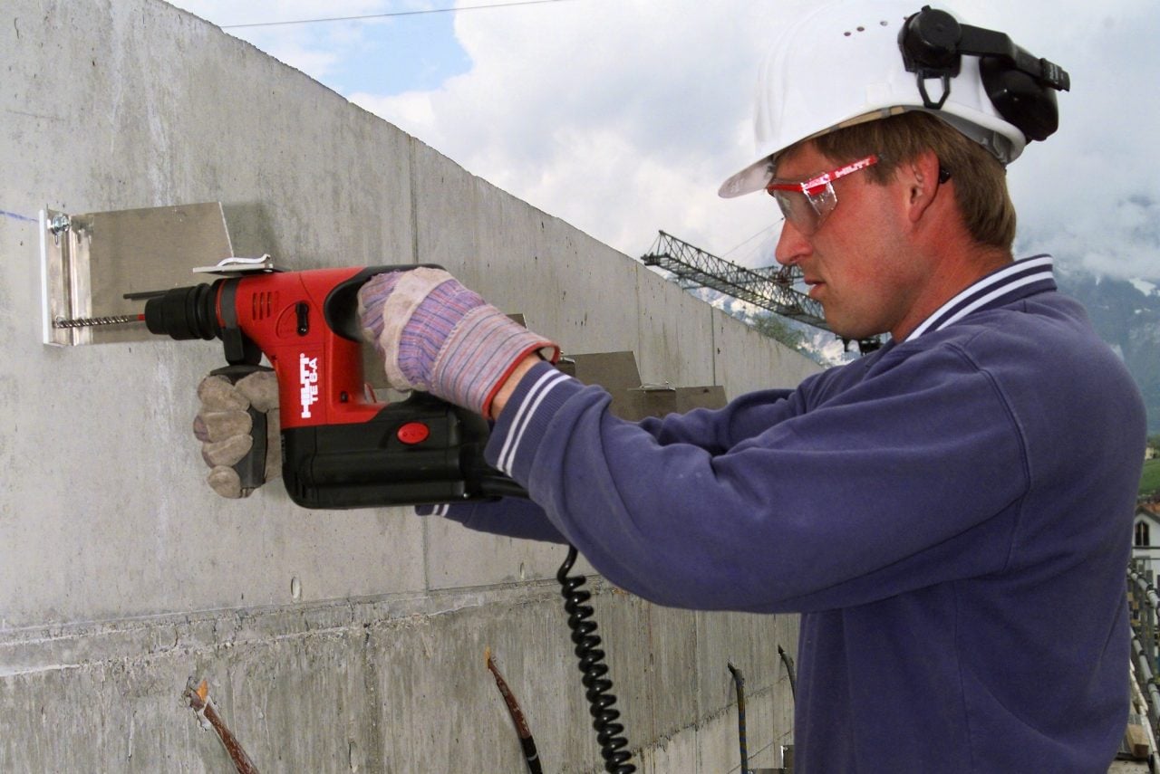 TE 6-A (Battery Rotary Hammer Drill) TE 6-A (Akku-Bohrhammer)