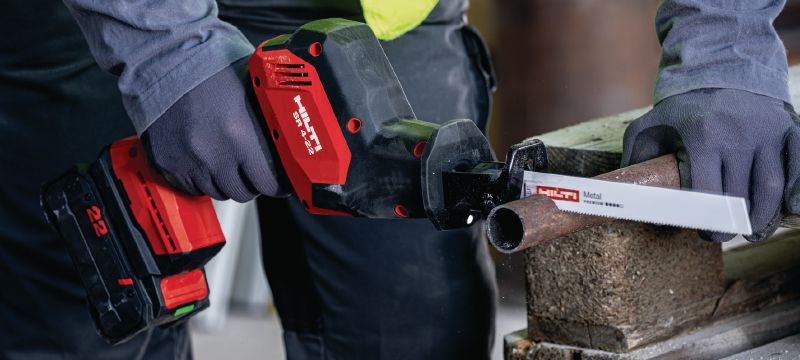 Nuron SR 4-22 One-handed reciprocating saw Compact and light cordless one-handed brushless reciprocating saw for everyday demolition and fast, precise cutting (Nuron battery platform) Applications 1