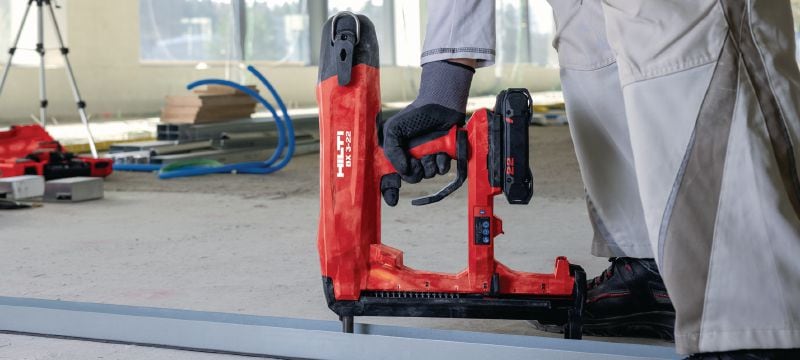 Nuron BX 3-L-22 Cordless concrete nailer (longer nails) Nuron battery-powered cordless nailer for longer nails (max. 36 mm│1-13/32) when fastening drywall track and light-duty materials to concrete, steel and masonry Applications 1