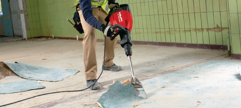 TE 1000-AVR Concrete breaker Versatile breaker for demolishing or chiselling floors and occasional wall applications (with universal power cord) Applications 1