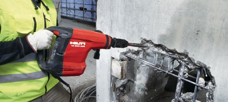 TE 800-AVR Concrete demolition hammer Very powerful TE-S demolition hammer for heavy-duty chiselling in concrete, with Active Vibration Reduction (AVR) Applications 1