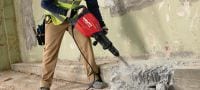 TE 1000-AVR Concrete breaker Versatile breaker for demolishing or chiselling floors and occasional wall applications (with universal power cord) Applications 2