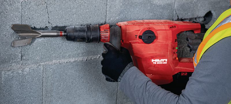 Nuron TE 500-22 Cordless chipping hammer Powerful cordless SDS Max (TE-Y) demolition hammer with Active Vibration Reduction and 3300 impacts per minute for chiseling concrete or masonry (Nuron battery) Applications 1